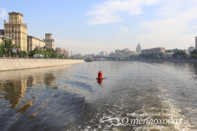 Фото фарватера на реке Москва