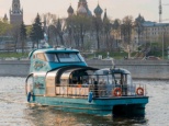 Флотилия «РЭДИССОН РОЙАЛ» запустила аренду речных трамвайчиков для персональных прогулок