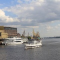 Акватория реки Москва в районе северного речного порта