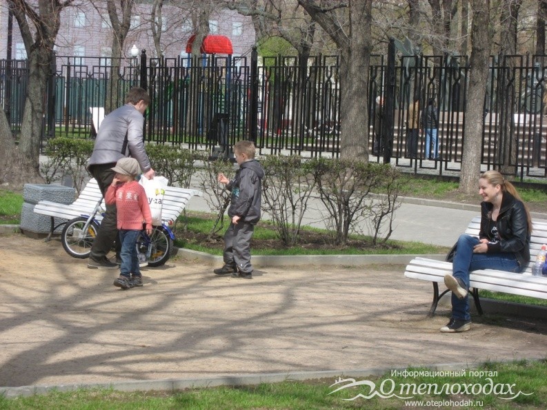 Дети на Болотной площади